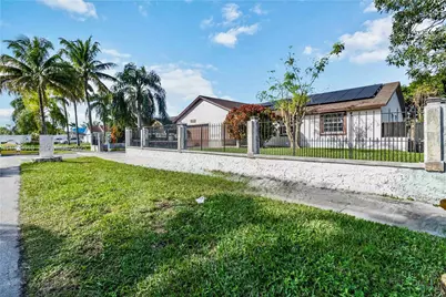 13731 SW 284th St, Homestead, FL 33033 - Photo 1