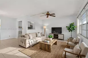 1008 N Farnham N, Deerfield Beach, FL 33442 - Photo 1