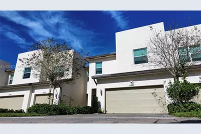 4862 Navali Dr, Lake Worth, FL 33467 - Photo 1