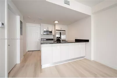 1712 SW 2nd Ave #809, Miami, FL 33129 - Photo 1
