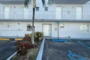 8027 NW 8th St, Miami, FL 33126 - Photo 1