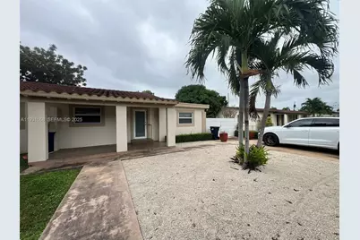 9030 SW 40th Ter, Miami, FL 33165 - Photo 1