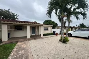 9030 SW 40th Terrace, Miami, FL 33165 - Photo 1