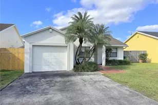 13408 SW 116th Ct, Kendall, FL 33176 - Photo 1