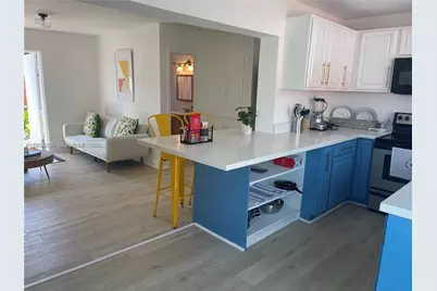 1560 NE 145th St #1, Miami, FL 33161 - Photo 1