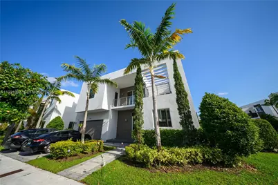 10126 NW 76th Ter, Doral, FL 33178 - Photo 1