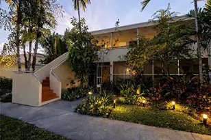 726 NE 92nd St, Miami Shores, FL 33138 - Photo 1