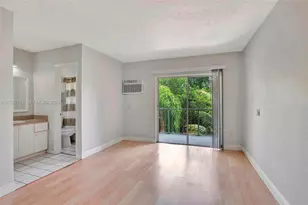 1860 Venice Park Dr, North Miami, FL 33181 - Photo 1