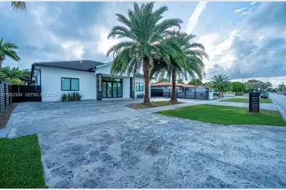 10850 SW 32nd St, Miami, FL 33165 - Photo 1