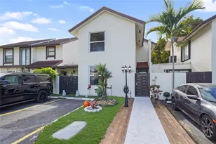 10310 NW 5th Terrace, Miami, FL 33172 - Photo 1