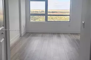 2681 N Flamingo Rd, Sunrise, FL 33323 - Photo 1