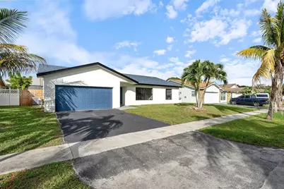 7441 NW 38th Ct, Lauderhill, FL 33319 - Photo 1