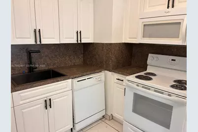 6501 Winfield Blvd #A-41, Margate, FL 33063 - Photo 1