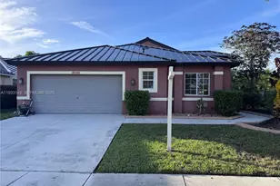 326 SW 162nd Ave, Pembroke Pines, FL 33027 - Photo 1