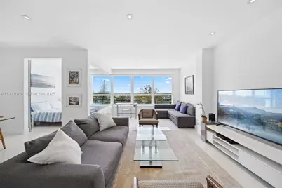 4925 Collins Ave #5H, Miami Beach, FL 33140 - Photo 1