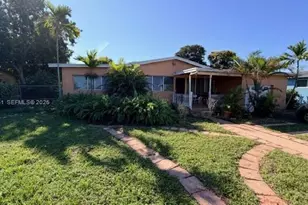 1100 NE 110th St, Miami, FL 33161 - Photo 1