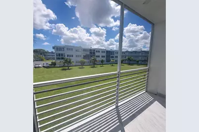2300 Park Ln #211, Hollywood, FL 33021 - Photo 1