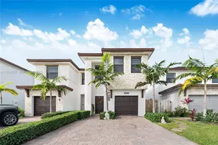 25416 SW 108th Ave, Homestead, FL 33032 - Photo 1