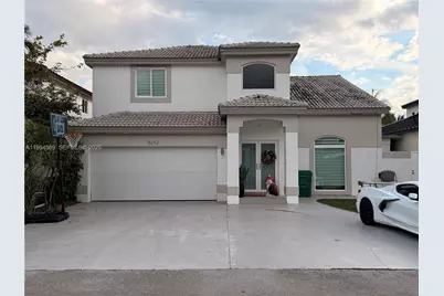 8242 NW 200 Ter, Hialeah, FL 33015 - Photo 1