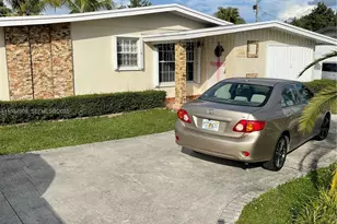 11765 SW 175th Terrace, Miami, FL 33177 - Photo 1