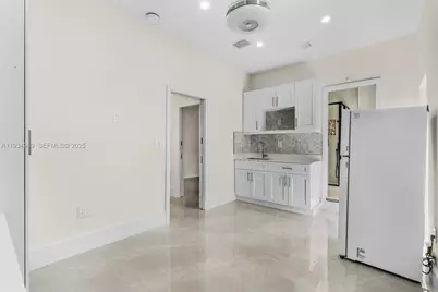 161Xx SW 44th Ln #1, Miami, FL 33185 - Photo 1