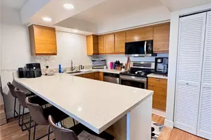 520 Orton Ave, Fort Lauderdale, FL 33304 - Photo 1