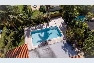 12250 SW 2nd St, Miami, FL 33184 - Photo 1