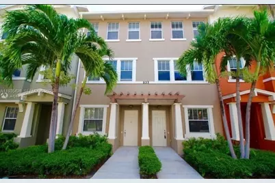 833 Millbrae Ct #5, West Palm Beach, FL 33401 - Photo 1