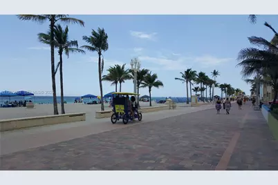 2822 Monroe St, Hollywood, FL 33020 - Photo 1