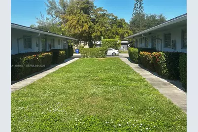 2230 Jackson St #1W, Hollywood, FL 33020 - Photo 1