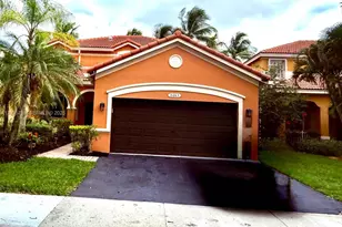 1463 Banyan Way, Weston, FL 33327 - Photo 1