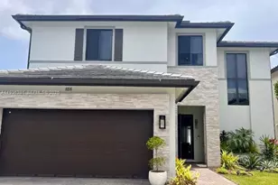 8108 NW 48th Terrace, Doral, FL 33166 - Photo 1