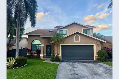 223 SE 8th St, Dania Beach, FL 33004 - Photo 1