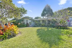 838 Johnson St, Hollywood, FL 33019 - Photo 1