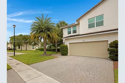 4317 Lago Dr #4317, Deerfield Beach, FL 33064 - Photo 1