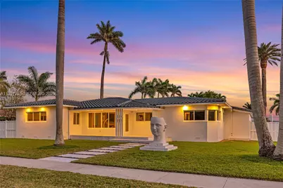 750 Harrison St, Hollywood, FL 33019 - Photo 1