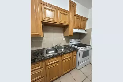 1220 NE 110th Ter #B, Miami, FL 33161 - Photo 1