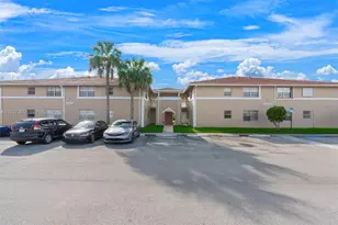 10032 Twin Lakes Dr, Coral Springs, FL 33071 - Photo 1