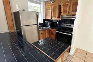 1801 S Treasure Dr, North Bay Village, FL 33141 - Photo 1