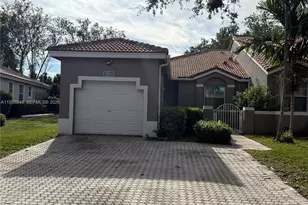 7420 S Aragon Blvd, Sunrise, FL 33313 - Photo 1
