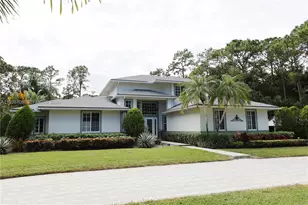 7802 N 155th Pl N, Palm Beach Gardens, FL 33418 - Photo 1