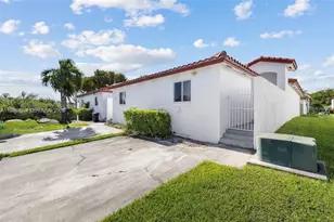 20747 SW 81st Pl, Cutler Bay, FL 33189 - Photo 1