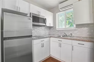 793 NW 91st St, Miami, FL 33150 - Photo 1