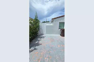 265 W 53rd Ter #2, Hialeah, FL 33012 - Photo 1