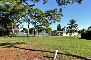 24 N Causeway, Fort Pierce, FL 34946 - Photo 1