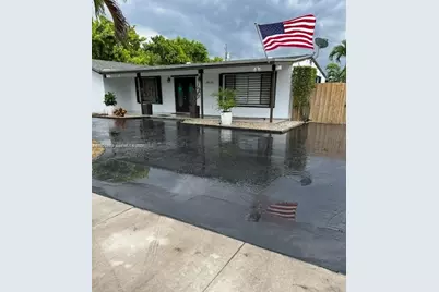 10030 SW 51st Ter, Miami, FL 33165 - Photo 1