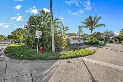 700 NW 18th St, Fort Lauderdale, FL 33311 - Photo 1