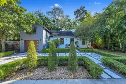 8225 NE 8th Ct, Miami, FL 33138 - Photo 1