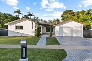 13031 SW 117th St, Miami, FL 33186 - Photo 1