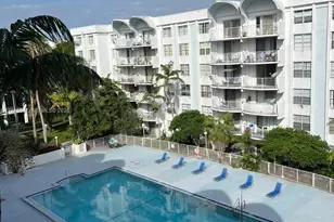 492 NW 165th St Rd, Miami, FL 33169 - Photo 1